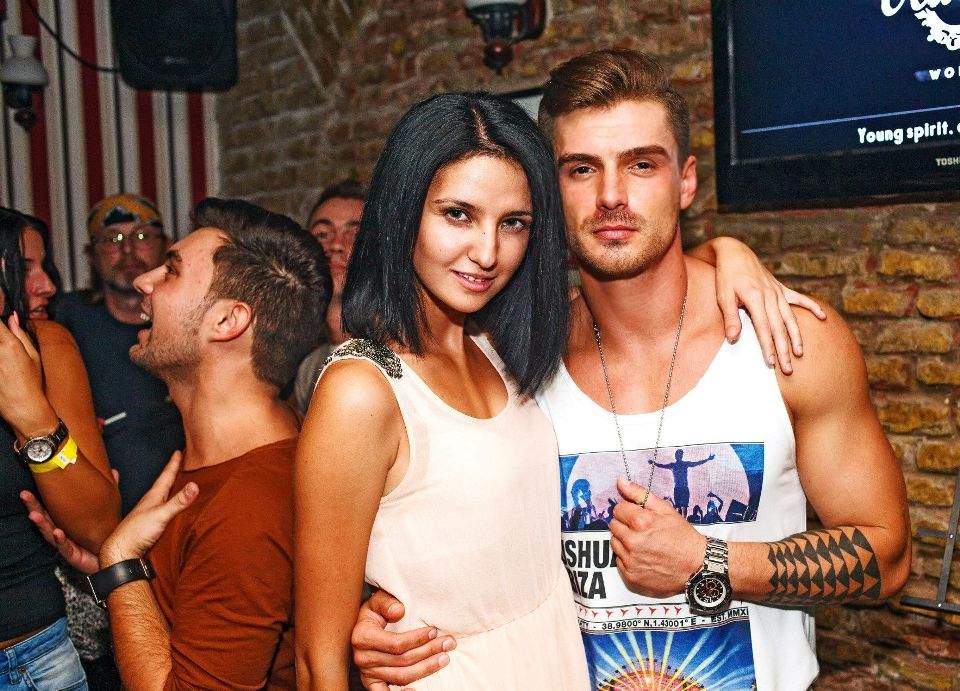 Bogdan Vlădău nu se mulţumeşte doar cu o femeie!