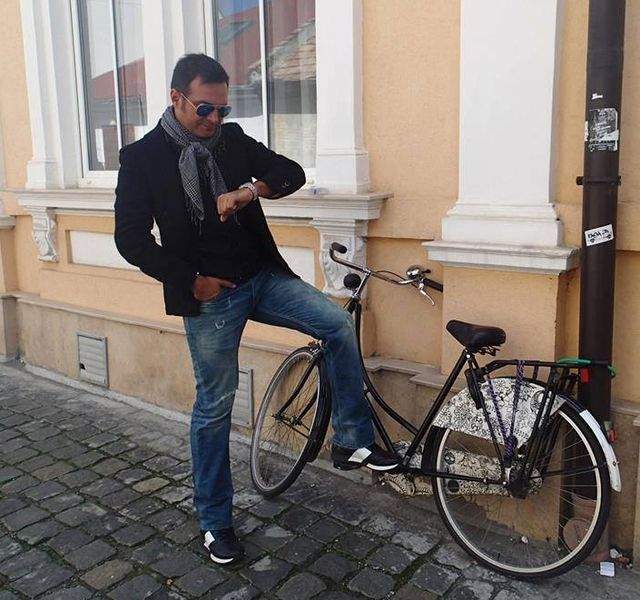 Uite cu ce mijloc de transport ajunge Daniel Buzdugan la radio!
