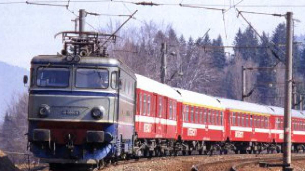 Accident ingrozitor! 11 oameni spulberaţi de tren!