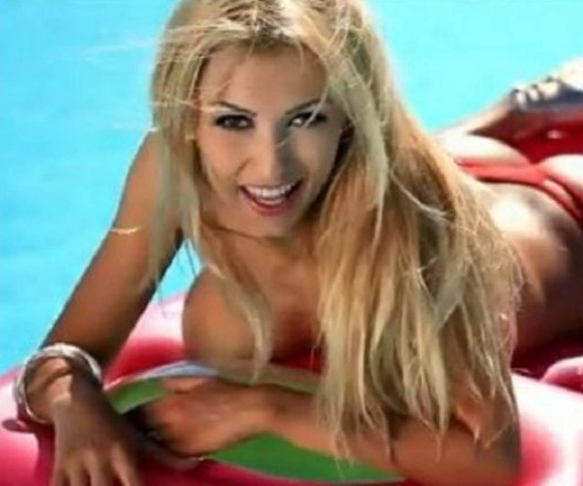 Cum să mergi aşa la plajă?! Uite ce gafă a făcut Andreea Bălan în vacanţă