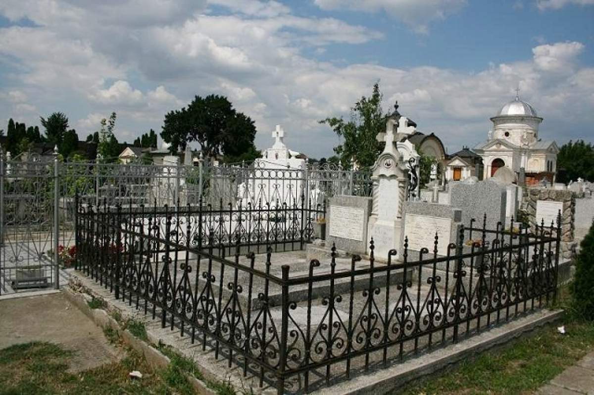 S-a vândut pe un loc în cimitir! Fost judecător, anchetat pentru mită