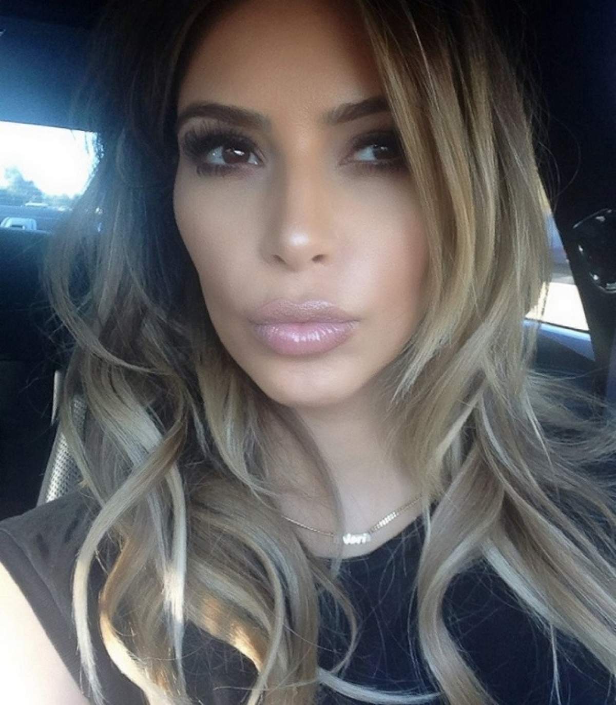 Pentru Kim Kardashian, ea reprezintă TOTUL! Uite cât de frumoasă s-a făcut fetiţa vedetei!