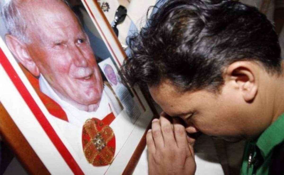 Diavolul nu are stare! Sângele Papei Ioan Paul al II-lea a fost furat dintr-o biserică italiană! Se pare că un grup de satanişti este implicat