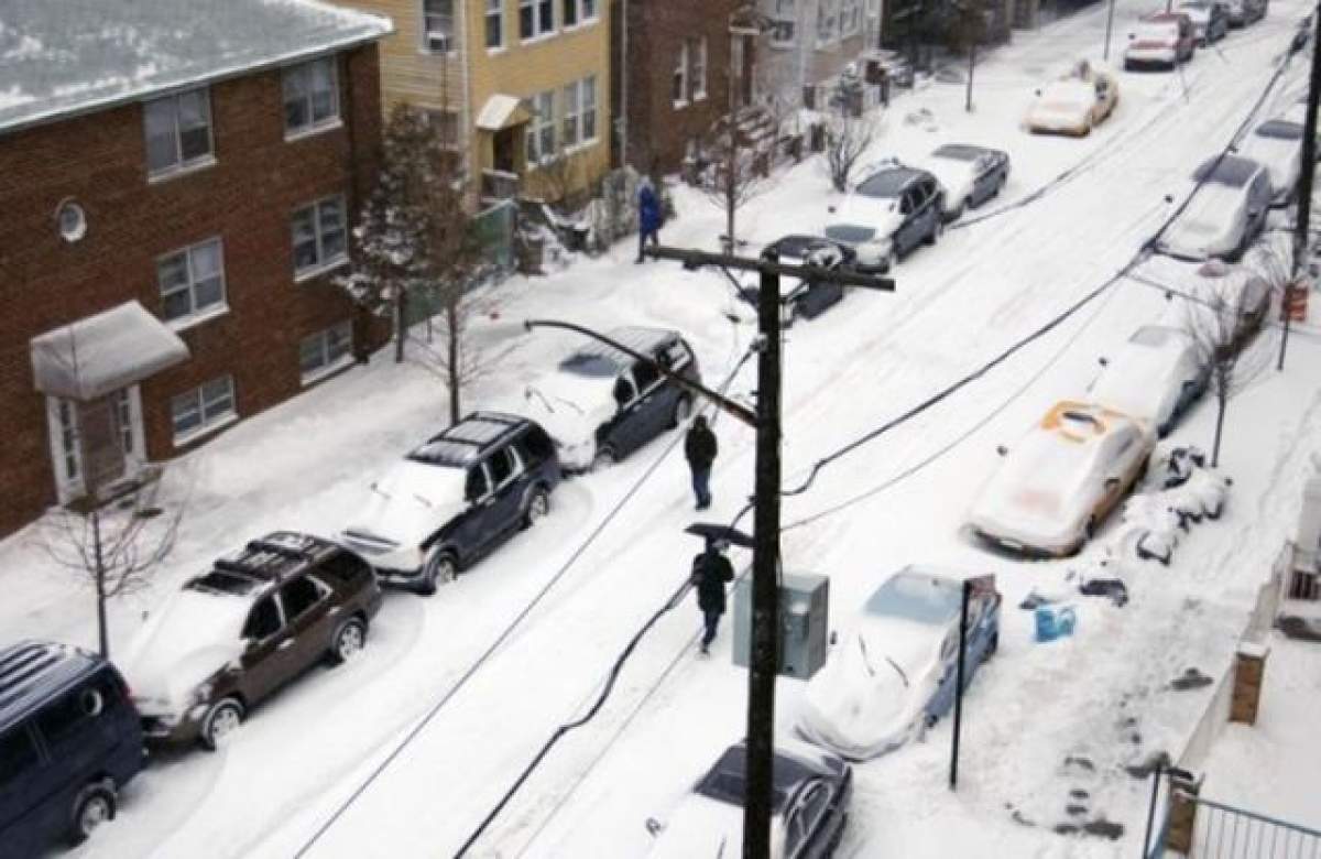 Cel puţin 15 morţi din cauza furtunii de zăpadă! Meteorologii anunţă temperaturi extrem de scăzute