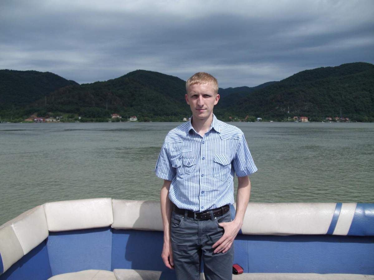 Familia băiatului din Dubova, dispărut fără urmă, încurajată pe Internet