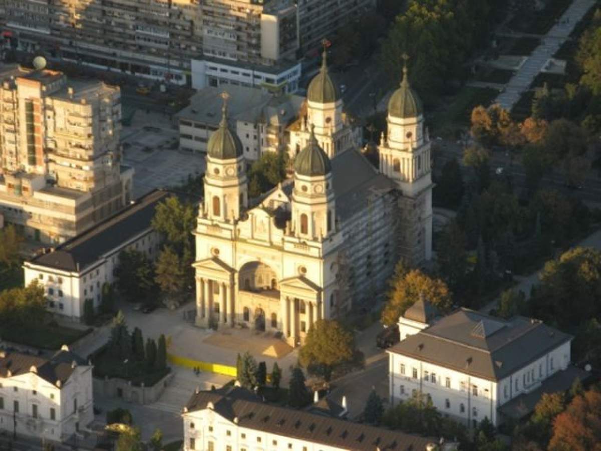 Biserica s-a întors împotriva credincioşilor. Zeci de oameni, daţi în judecată pentru că nu vor să se construiască o biserică între blocuri