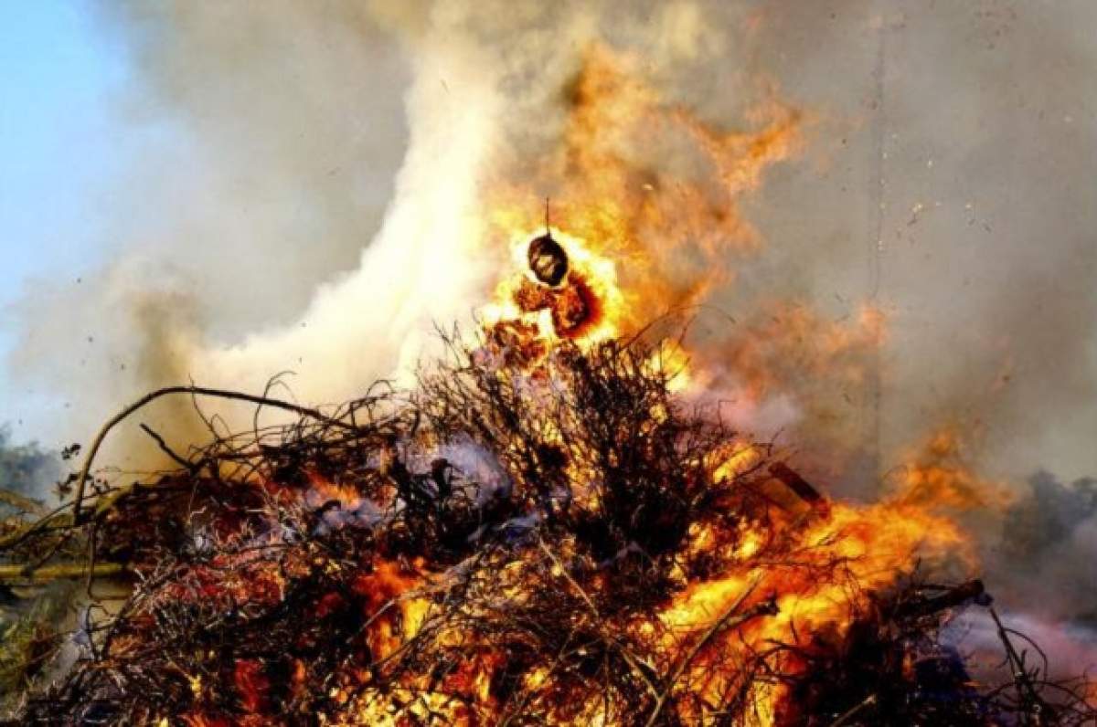 Şapte "vrăjitoare" au fost arse de vii în Tanzania! Cum s-a ajuns la acest act revoltător