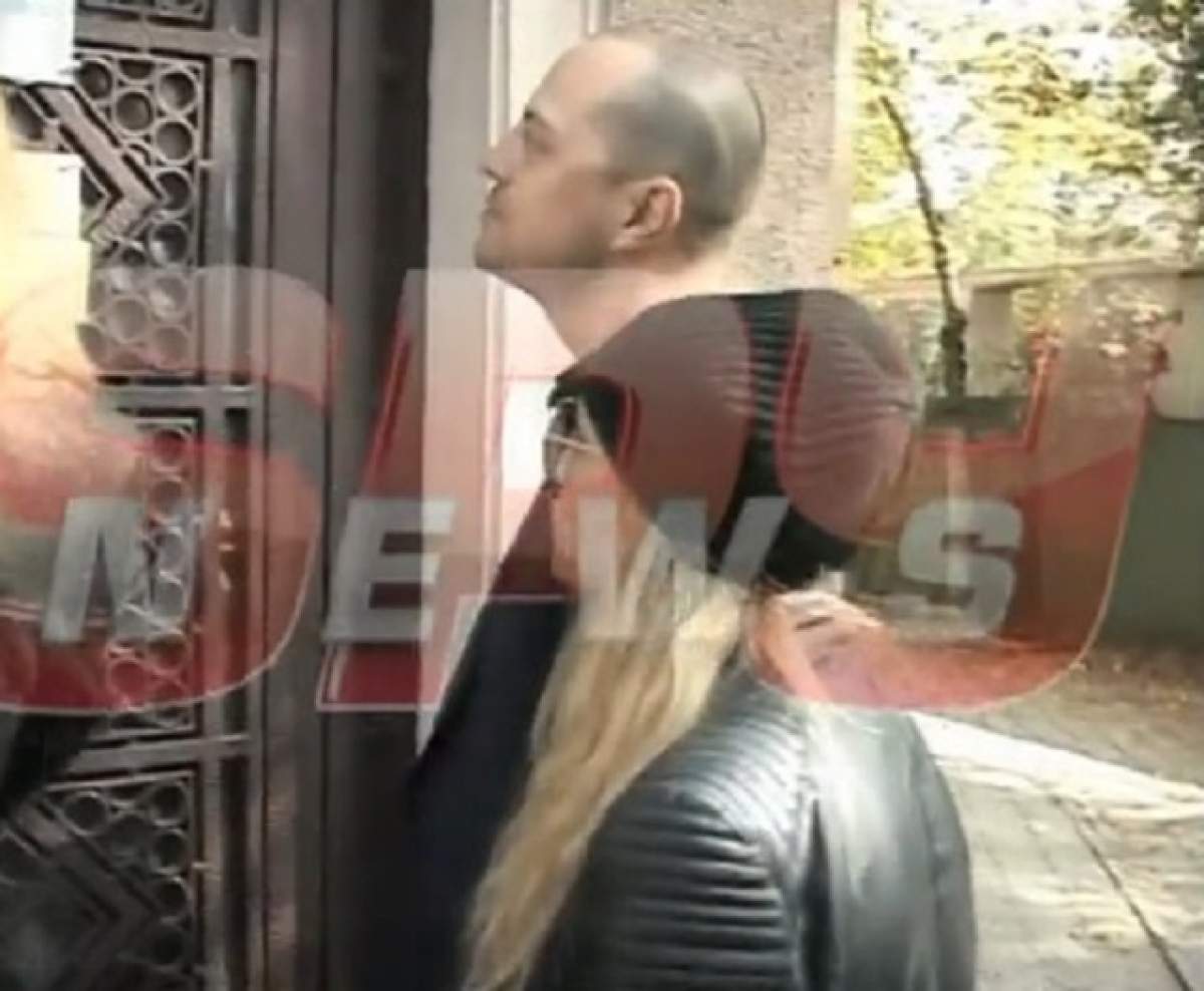 VIDEO / Imagini înduioşătoare! Lora şi Dan Badea s-au ţinut de mână, în drum spre NOTAR! VEZI primele declaraţii ale cântăreţei, după ce a divorţat