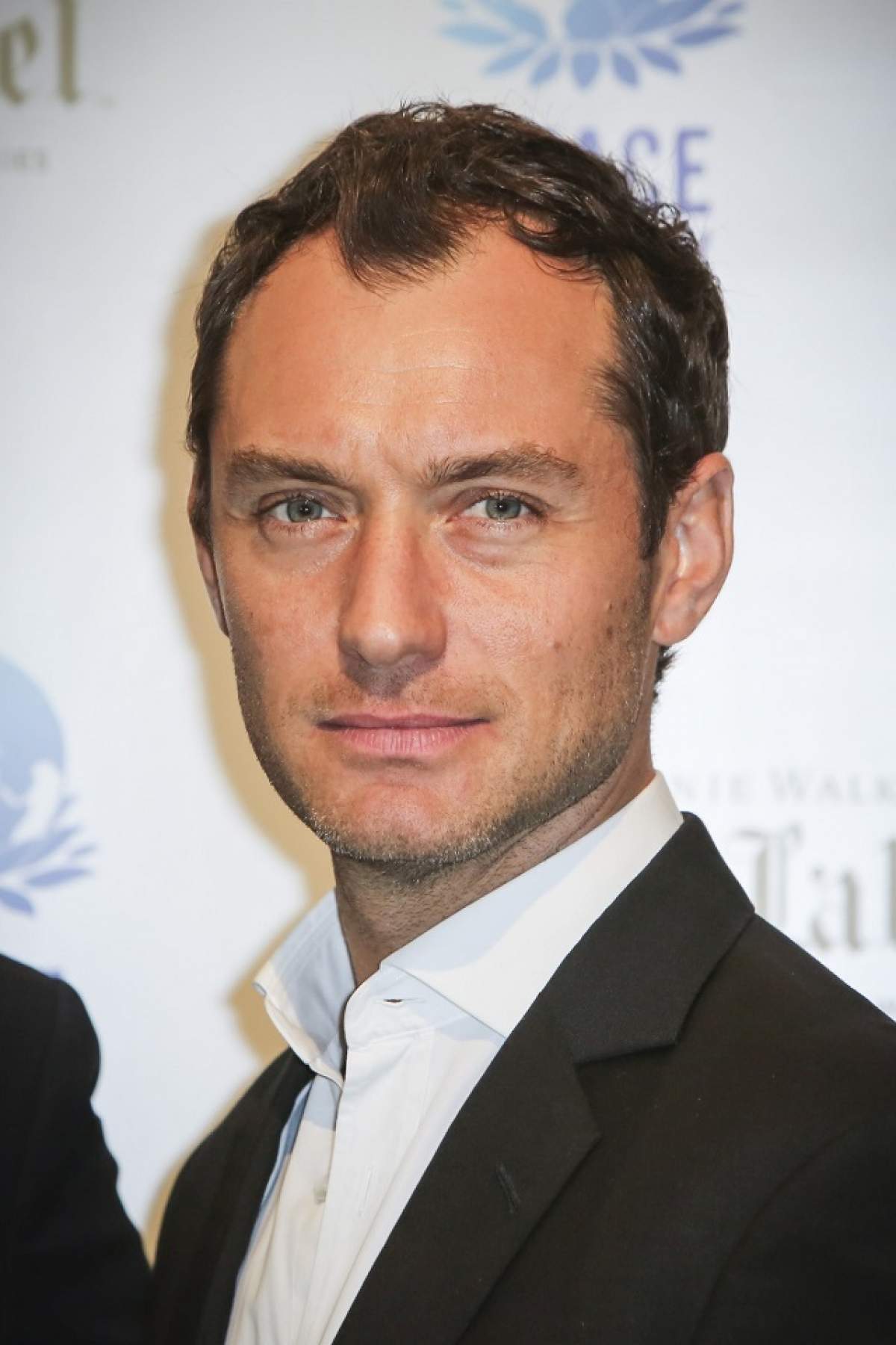 Jude Law va deveni TATĂ pentru a cincea oară! Cine e mama copilului