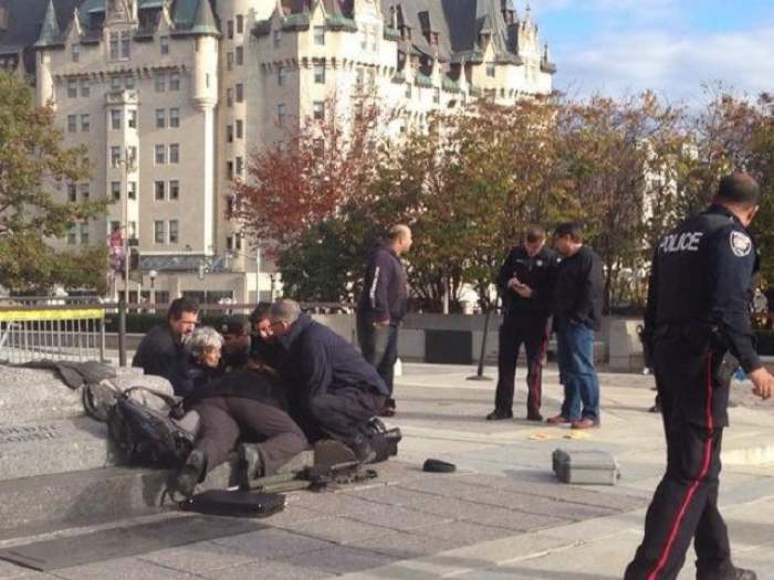 VIDEO / Momente de panică în parlamentul canadian! Au fost trase zeci de focuri de armă