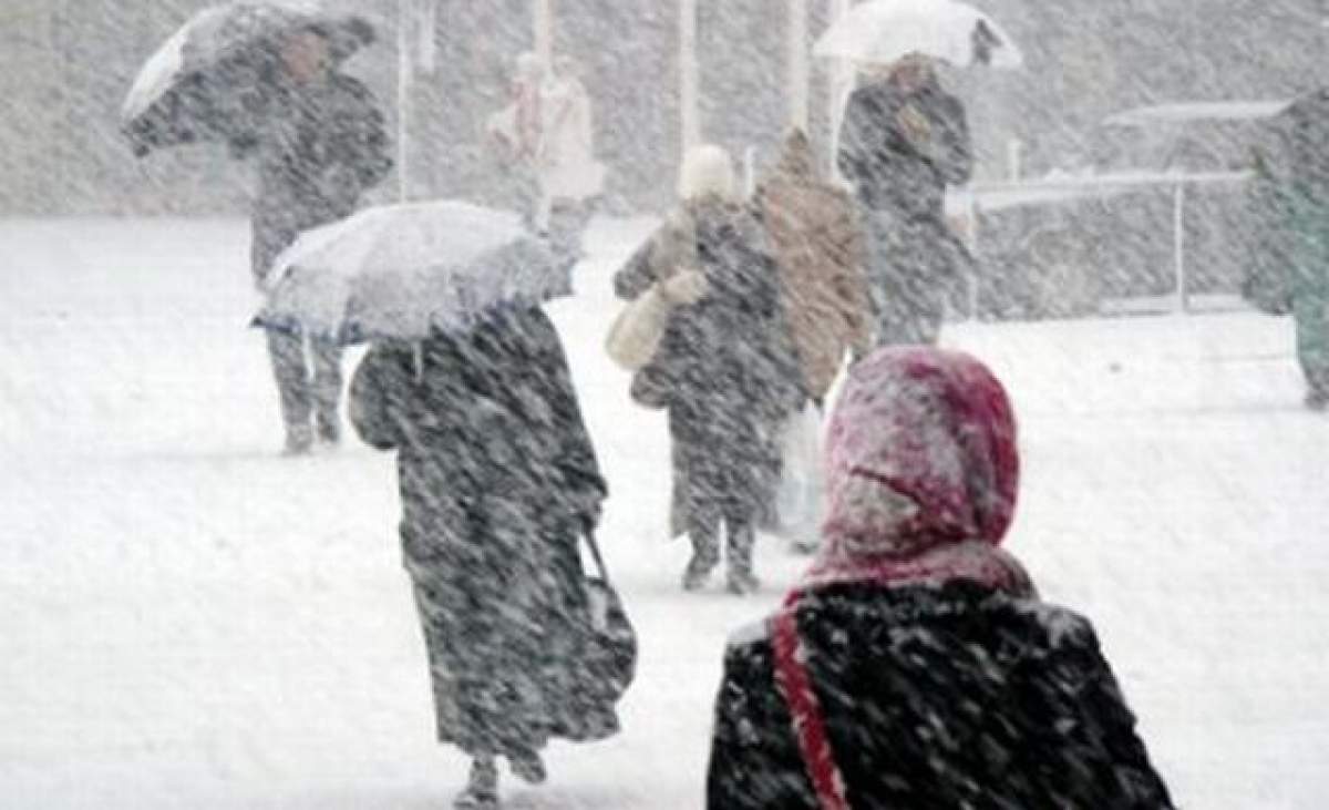 AVERTIZARE METEO! Lapoviţă şi ninsoare în mai multe judeţe ale ţării! Vezi zonele afectate