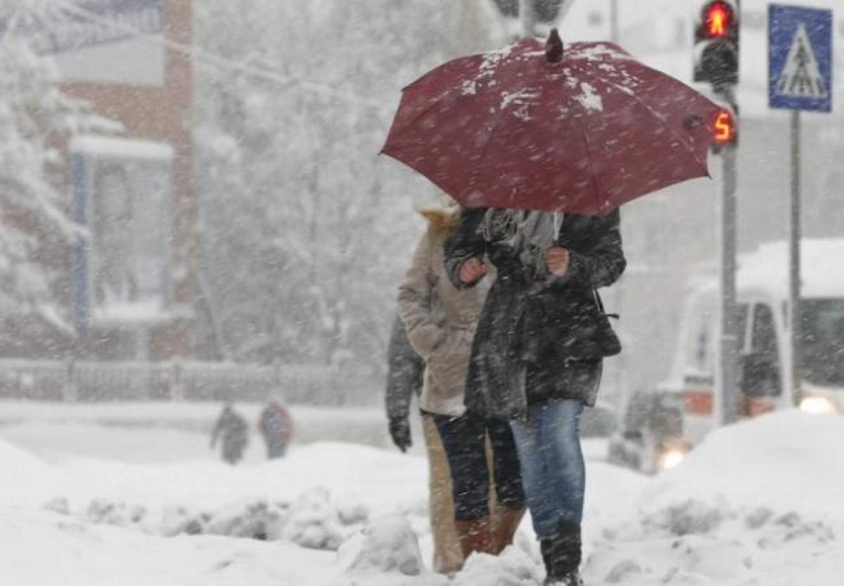 A doua zi de iarnă va fi şi mai violentă! Meteorologii au anunţat COD GALBEN  de vânt!