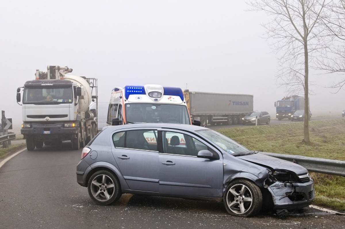 Tragedie în Arad! O persoană şi-a pierdut viaţa, iar alte patru au fost rănite din cauza şoferilor neatenţi