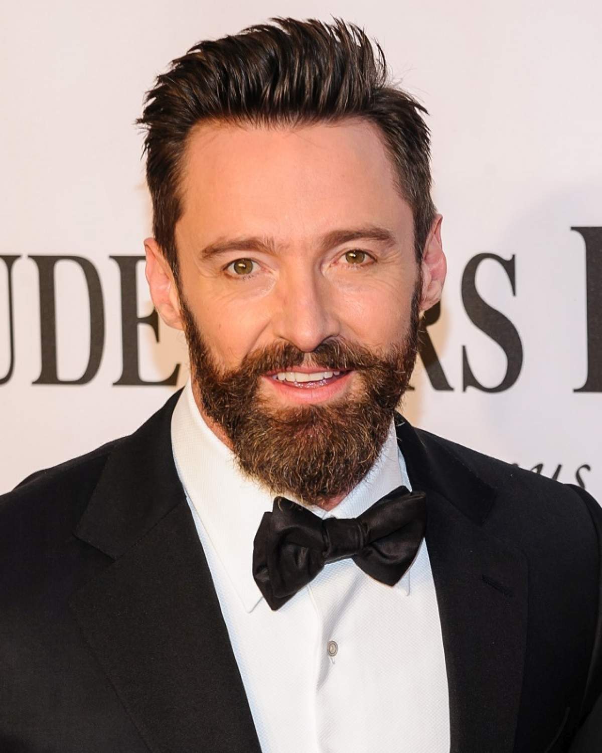 SUFERĂ de CANCER DE PIELE! Hugh Jackman a fost OPERAT a treia oară