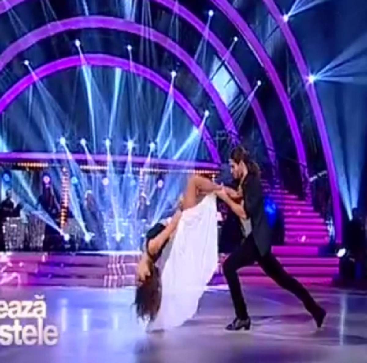 VIDEO/ Mihai şi Luiza, scene fierbinţi pe ringul de la "Dansează printre stele": M-aţi emoţionat până la lacrimi
