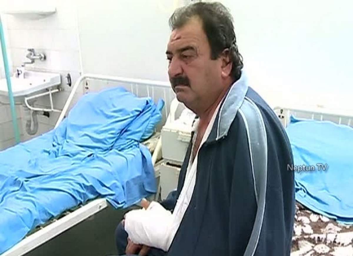 Din seria "România, ţara tuturor posibilităţilor!" Mascaţii au băgat un bărbat în spital... DIN GREŞEALĂ!