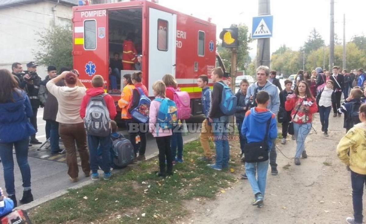 Atac violent la o şcoală din Iaşi! Zeci de elevi au ajuns la spital