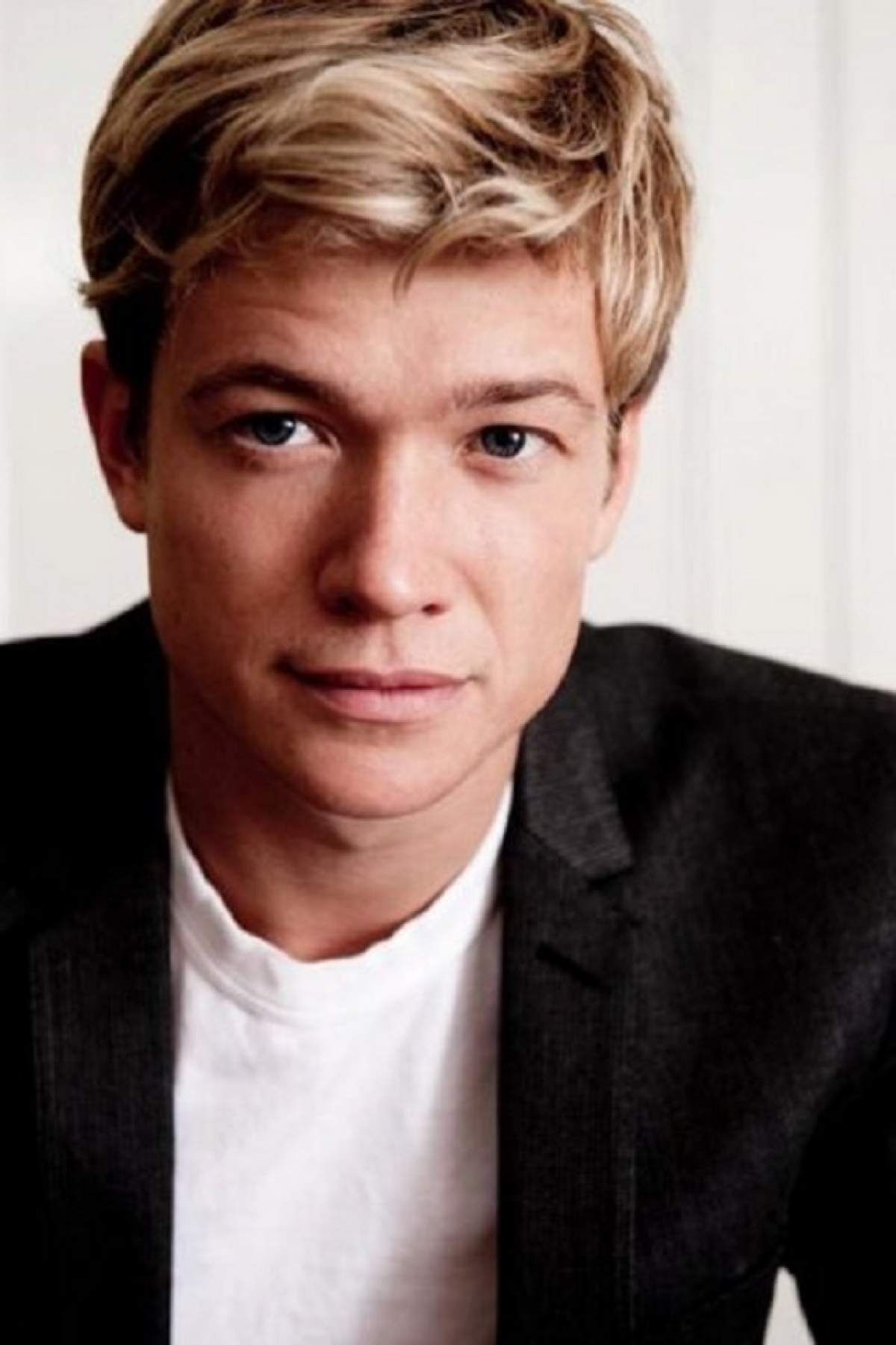 Veste bună pentru Ed Speleers! Actorul din "Downton Abbey" va deveni tată