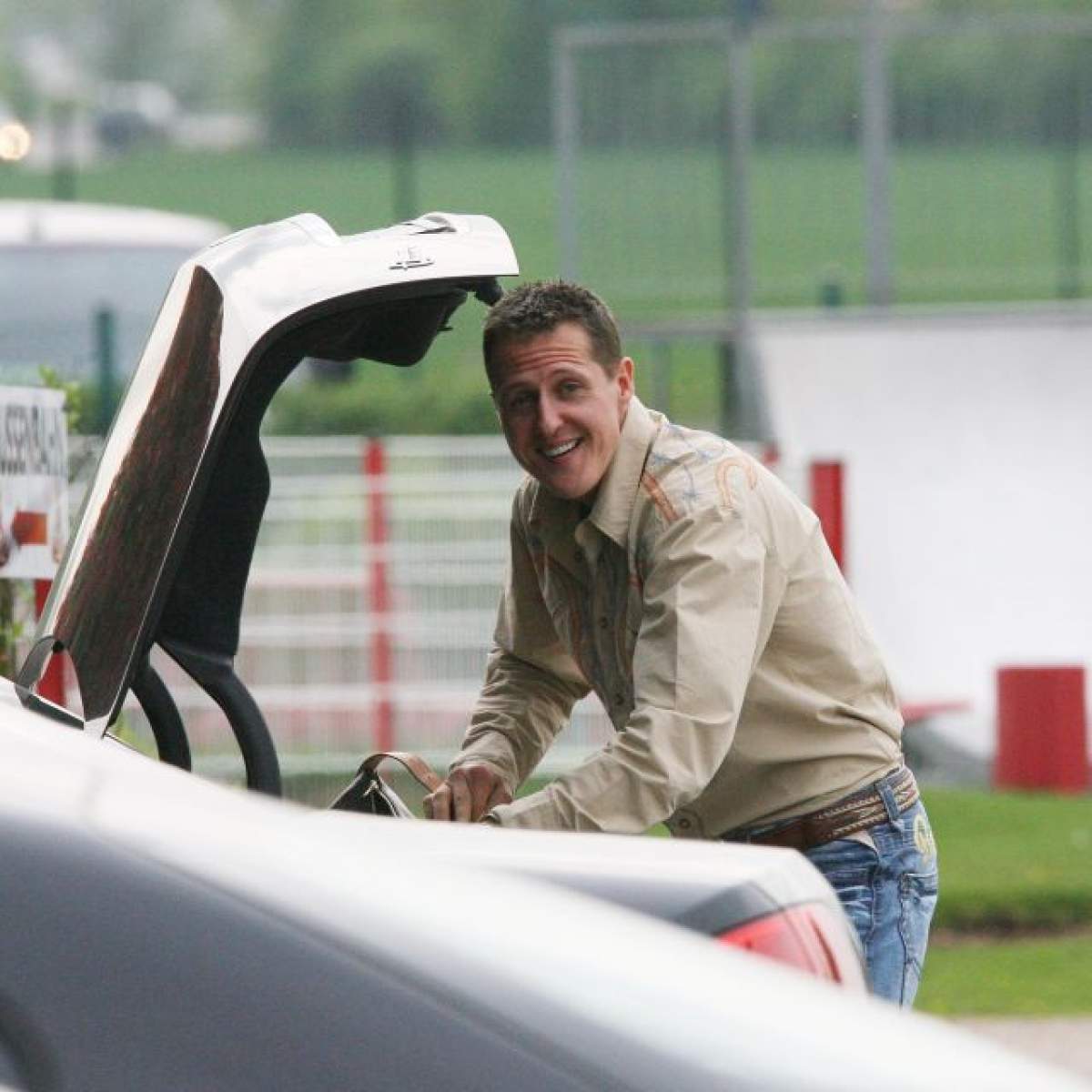 Un apropiat a rupt tăcerea! Totul despre starea de sănătate a lui Michael Schumacher