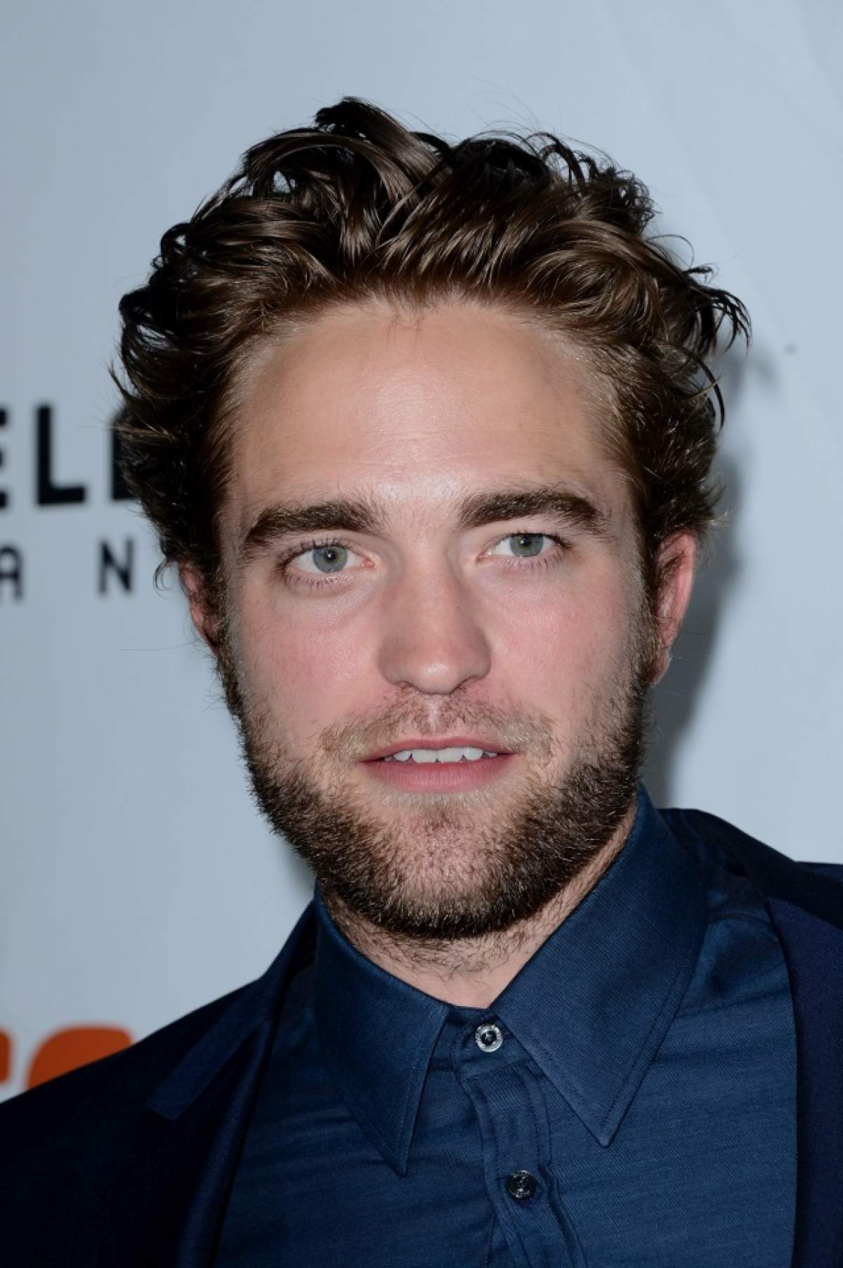 FOTO / S-a transformat din vampir sexy, în chelios cu burtă! Cum arată acum actorul Robert Pattinson