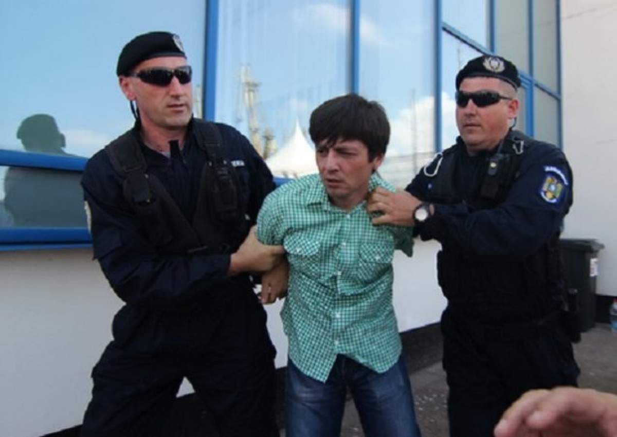 Bărbatul care l-a scuipat pe Traian Băsescu a fost condamnat! Ce pedeapsă a primit