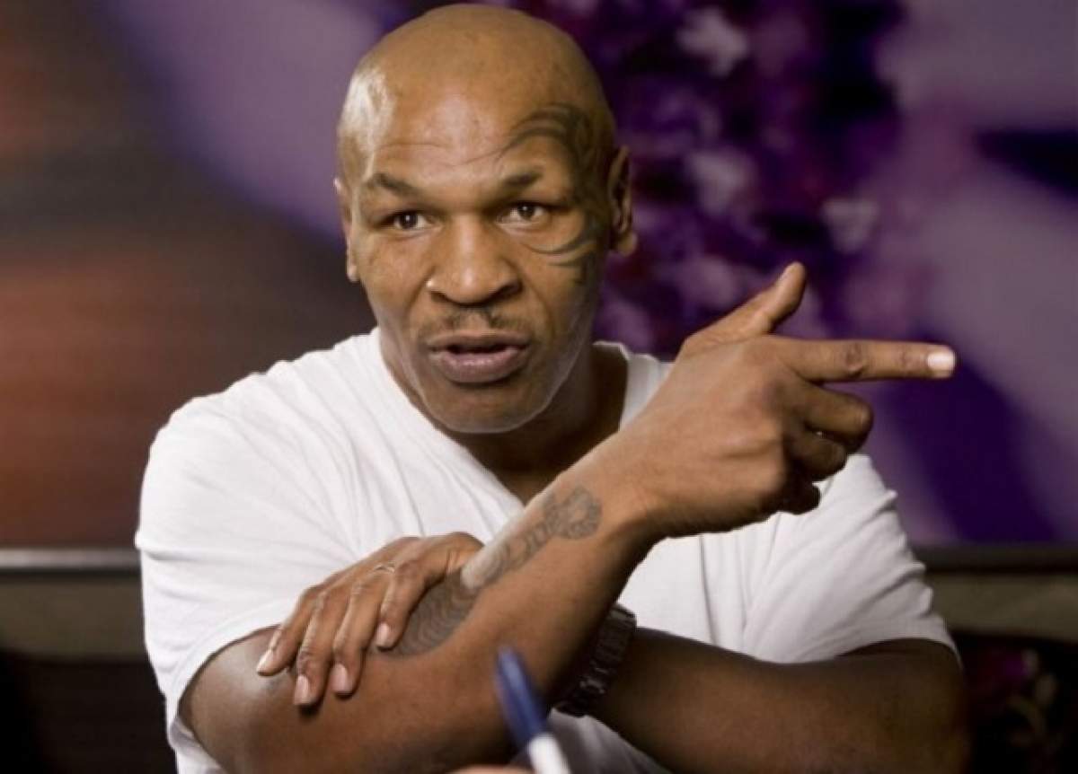 Ce lovitură a primit boxerul român antrenat de Mike Tyson!