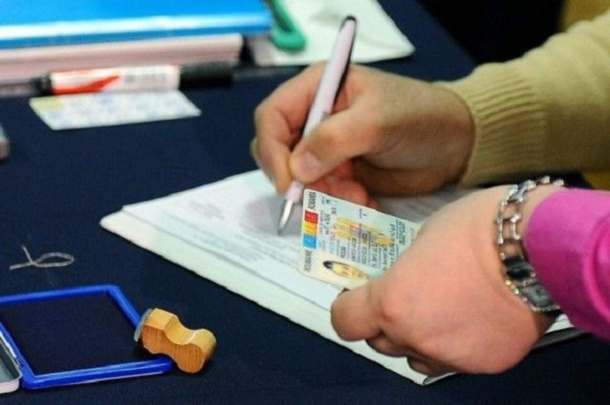 Nu poţi vota fără acest document, aşa că trebuie să afli de ce acte ai nevoie ca să îl obţii!