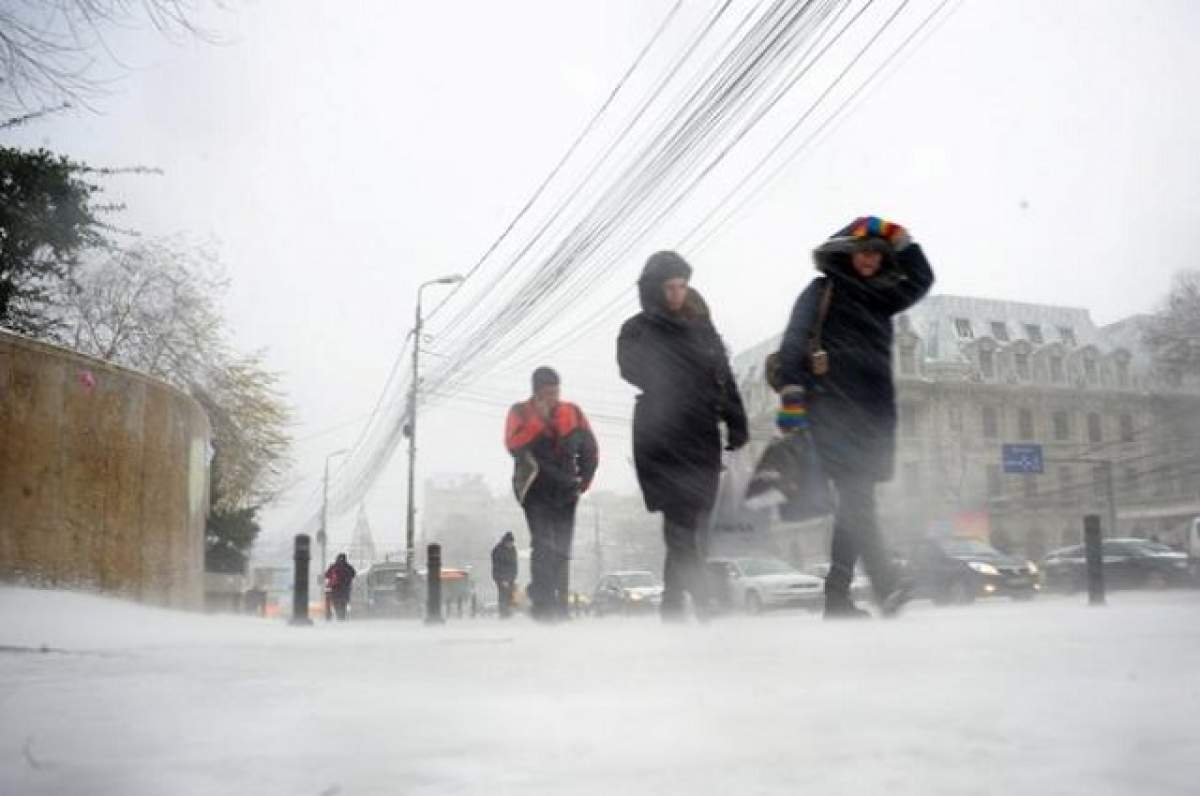 Vremea rea a pus stăpânire pe România! Meteorologii au anunţat cod galben de ninsori şi vânt puternic!