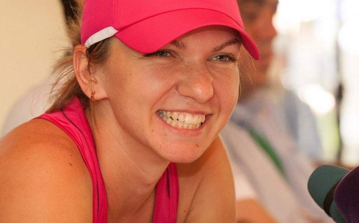 FOTO / Simona Halep a petrecut într-un club de fiţe! Ţinuta sa a atras atenţia