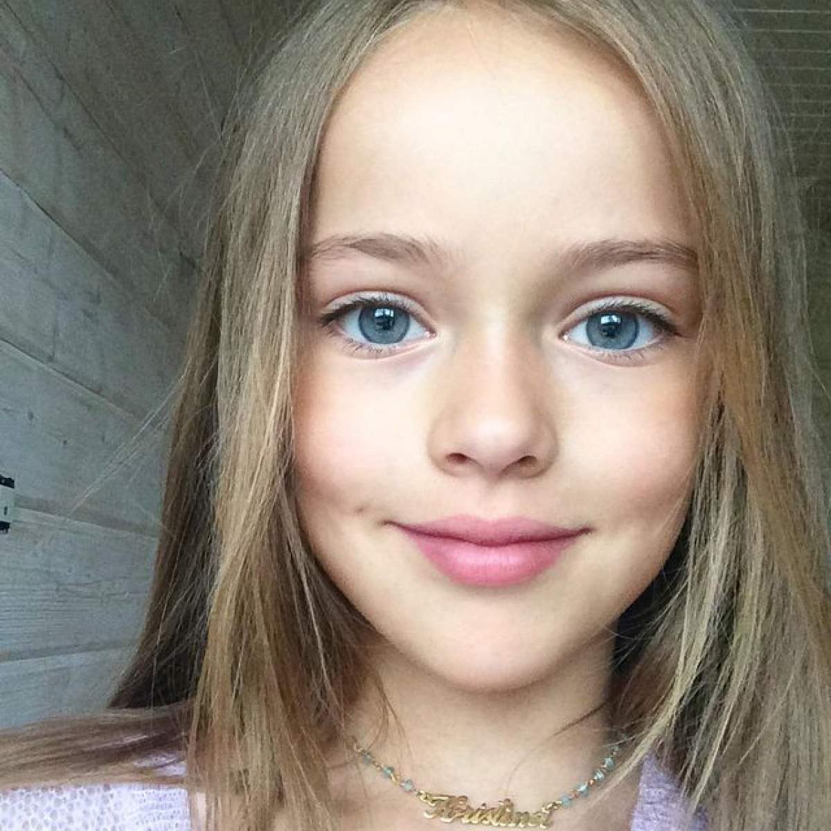VIDEO / Cea mai frumoasă fată din lume are 8 ani! Cine este Kristina Pimenova