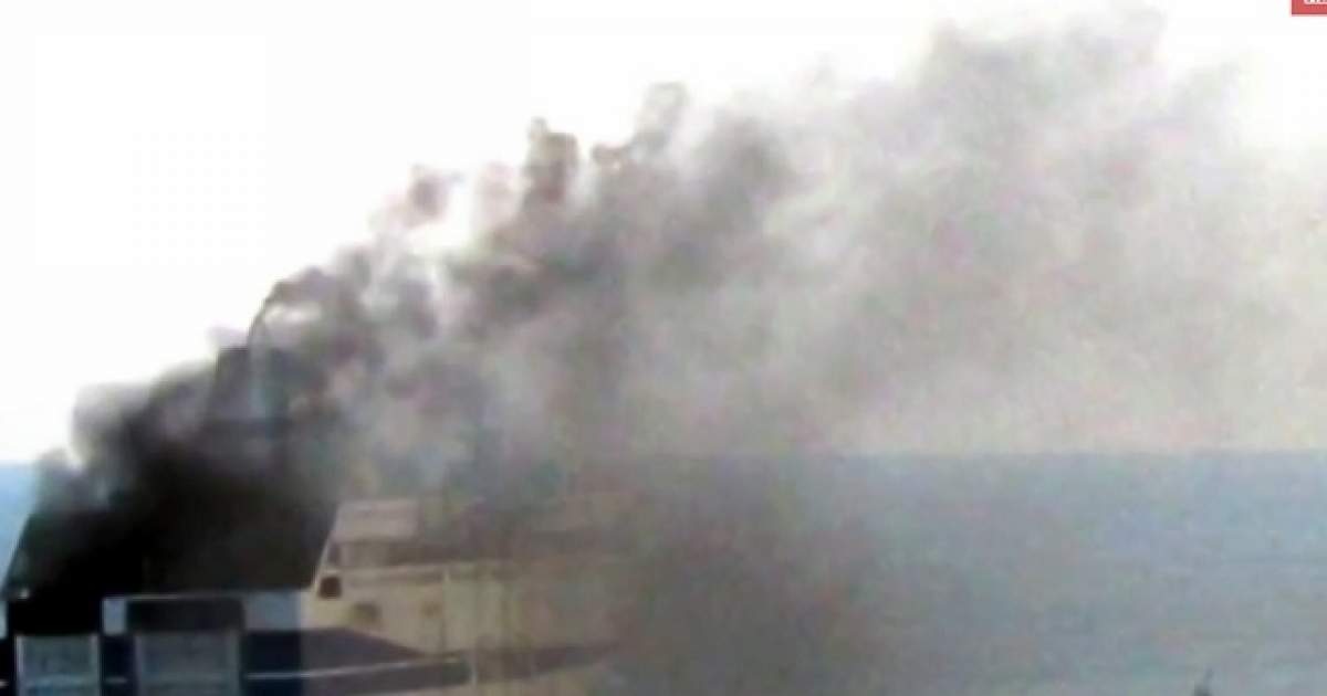 VIDEO / Incendiu pe un feribot italian în largul Greciei! 478 de persoane, la bord