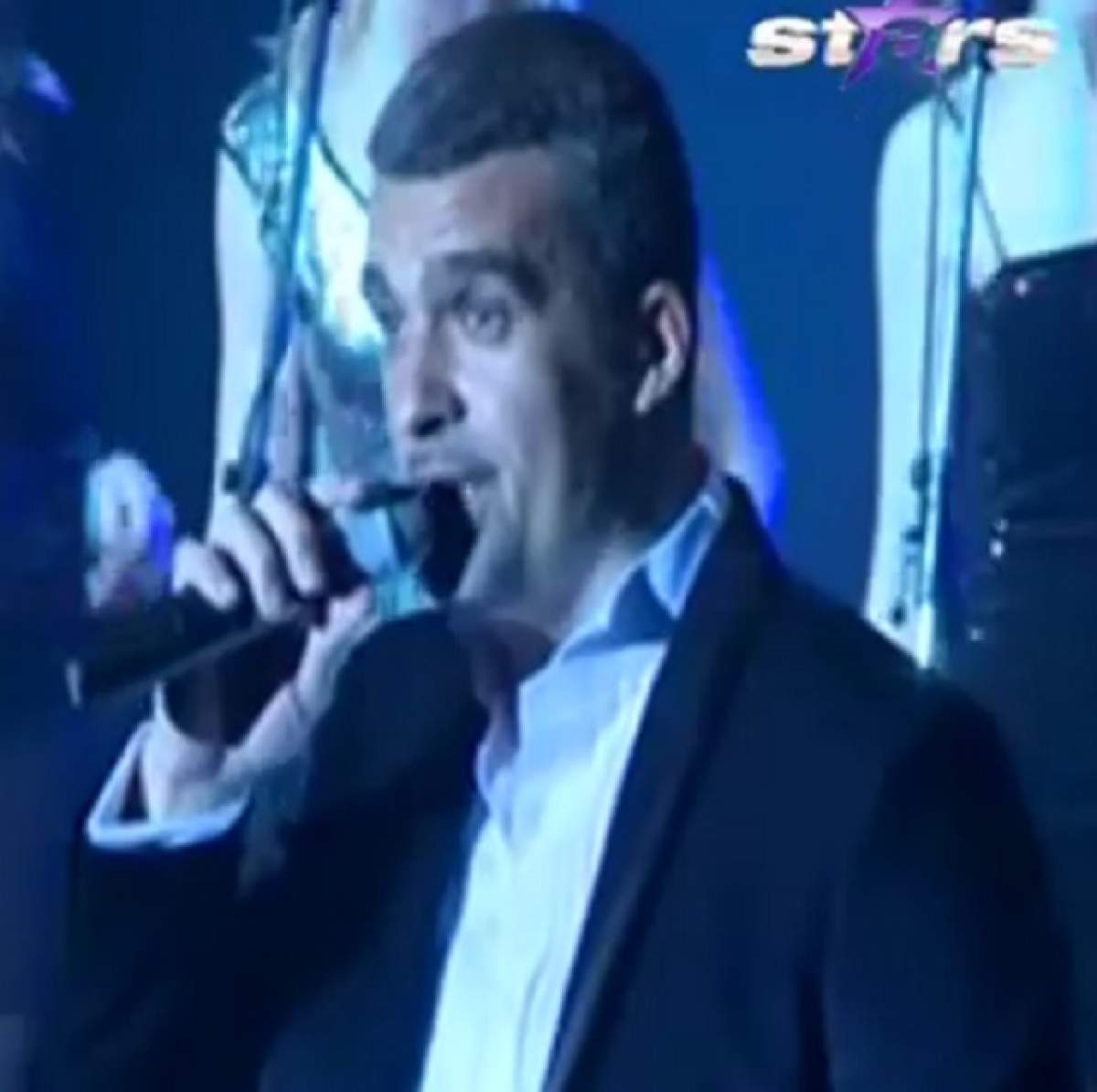 VIDEO / Aurelian Temişan, huiduit de public! Cântăreţul a fost nevoit să iasă de pe scenă