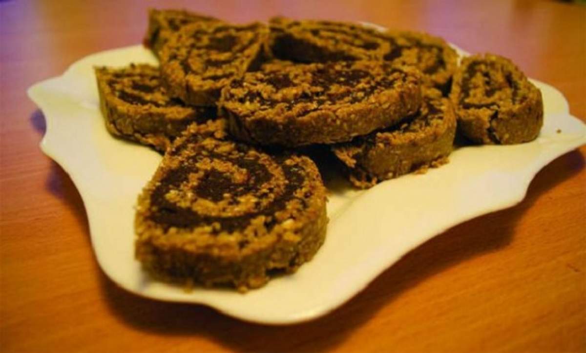 REŢETA ZILEI - LUNI: Cozonac raw vegan! Desert delicios care nu necesită dospire