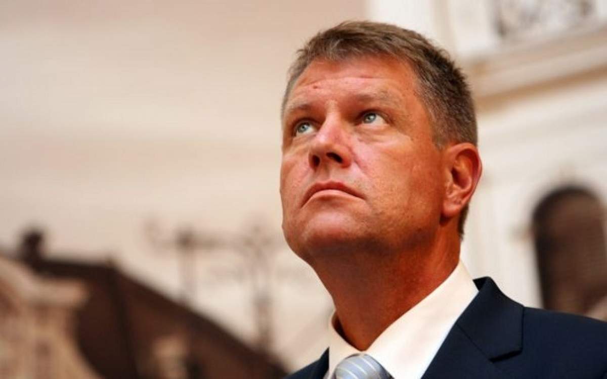 Cu cine a luat Klaus Iohannis masa la restaurant, cu 3 zile înainte de alegeri? Iată fotografia "incriminatoare"