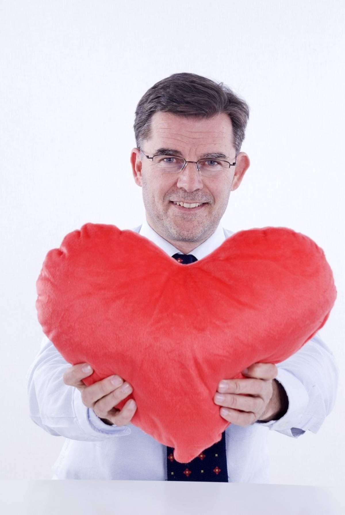 Veste bună pentru cardiaci! Implantul de inimă artificială, introdus în premieră în România