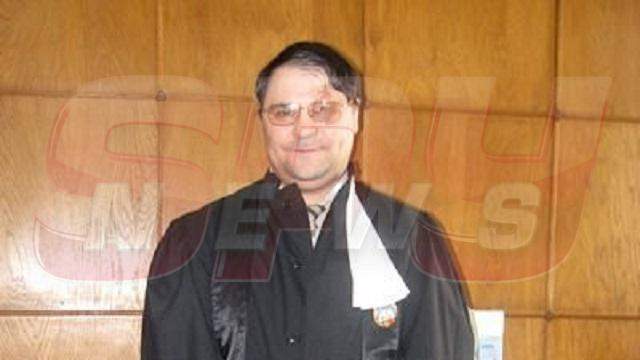 Exclusiv! Răsturnare de situaţie în dosarul "fabricii de avocaţi": "Grupurile de interese încearcă o discreditare!"