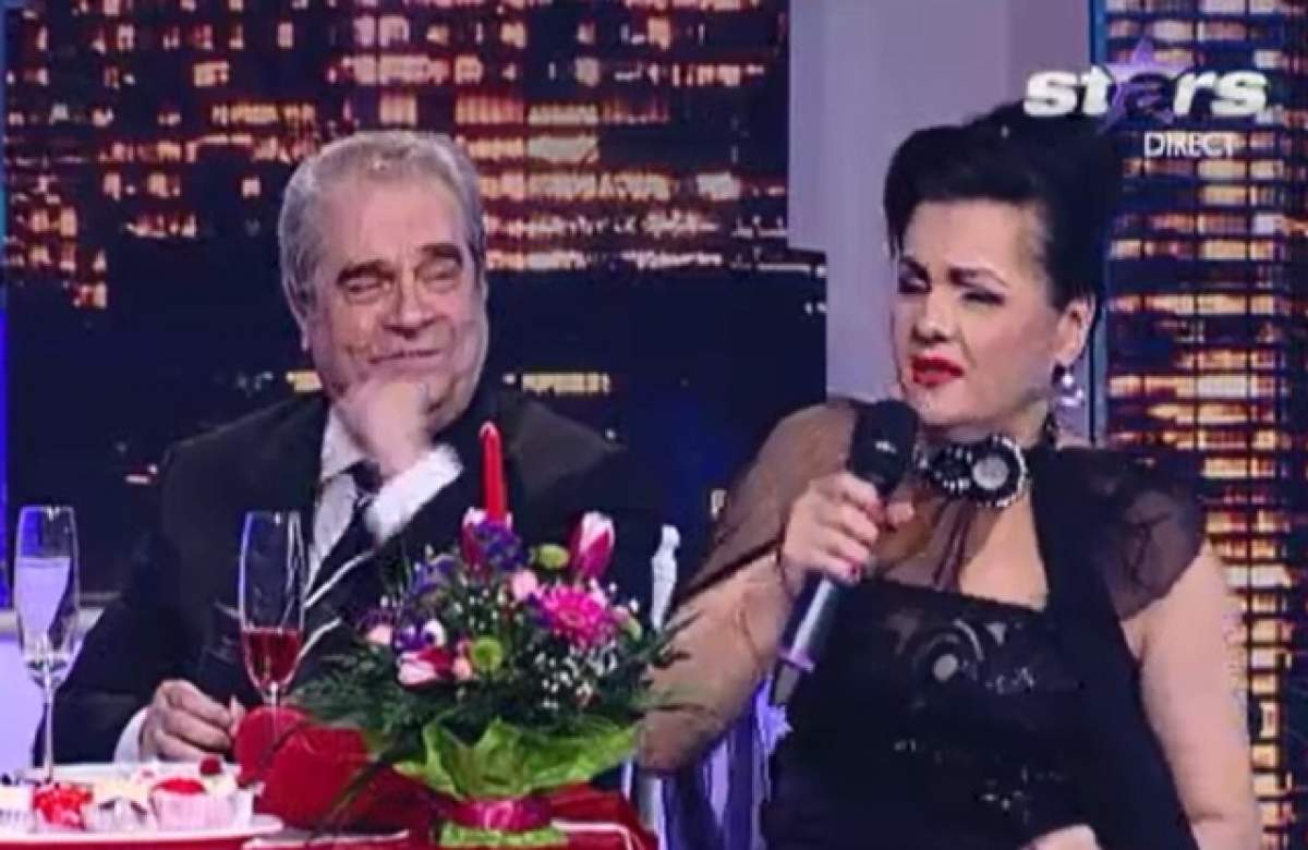 Cornelia Catanga a căzut în direct la TV! Rochia i-a dat bătăi de cap, uite cum s-a prăbuşit