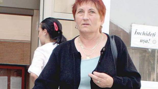 Primele declaraţii ale mamei Elodia Ghinescu după eliberarea lui Cristian Cioacă "Mi-e frică de el! Dacă a omorât-o pe mama copilului lui, e în stare de orice"