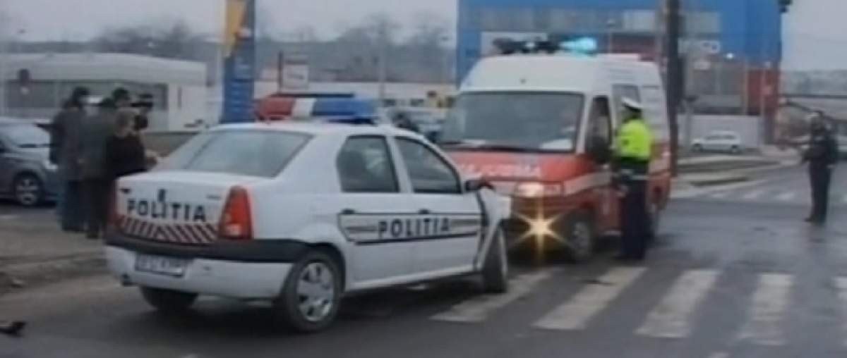 VIDEO Accident cu cinci victime în Capitală! Trei poliţişti au fost răniţi în urma accidentului rutier
