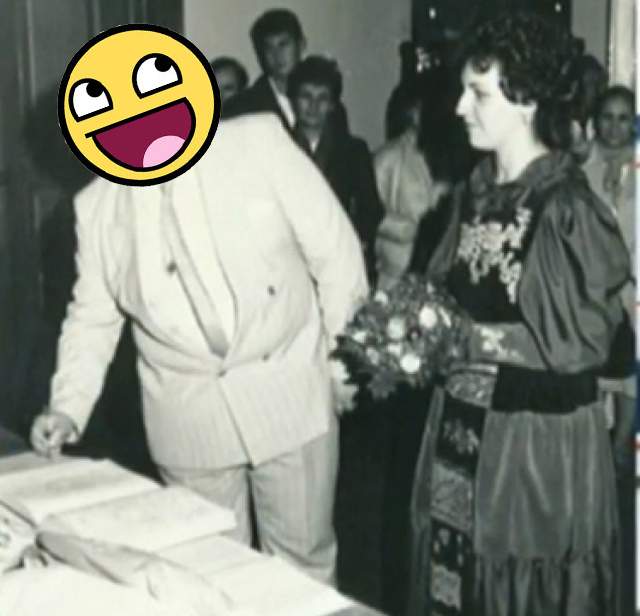 Un mire cu greutate! Vezi cine a avut nevoie de 17m de material pentru cămaşa de ginerică!!!