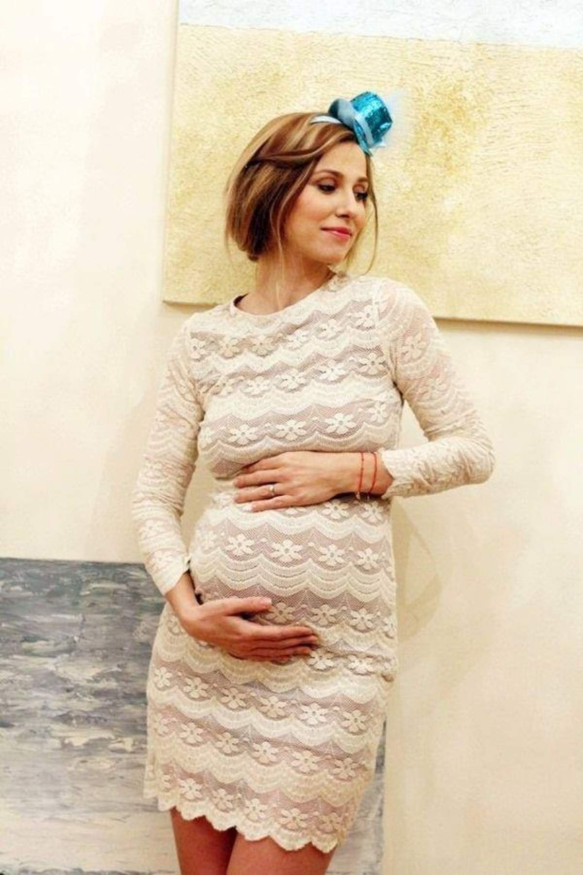 Dana Rogoz a devenit mămică! Vezi câte kilograme are băieţelul ei!