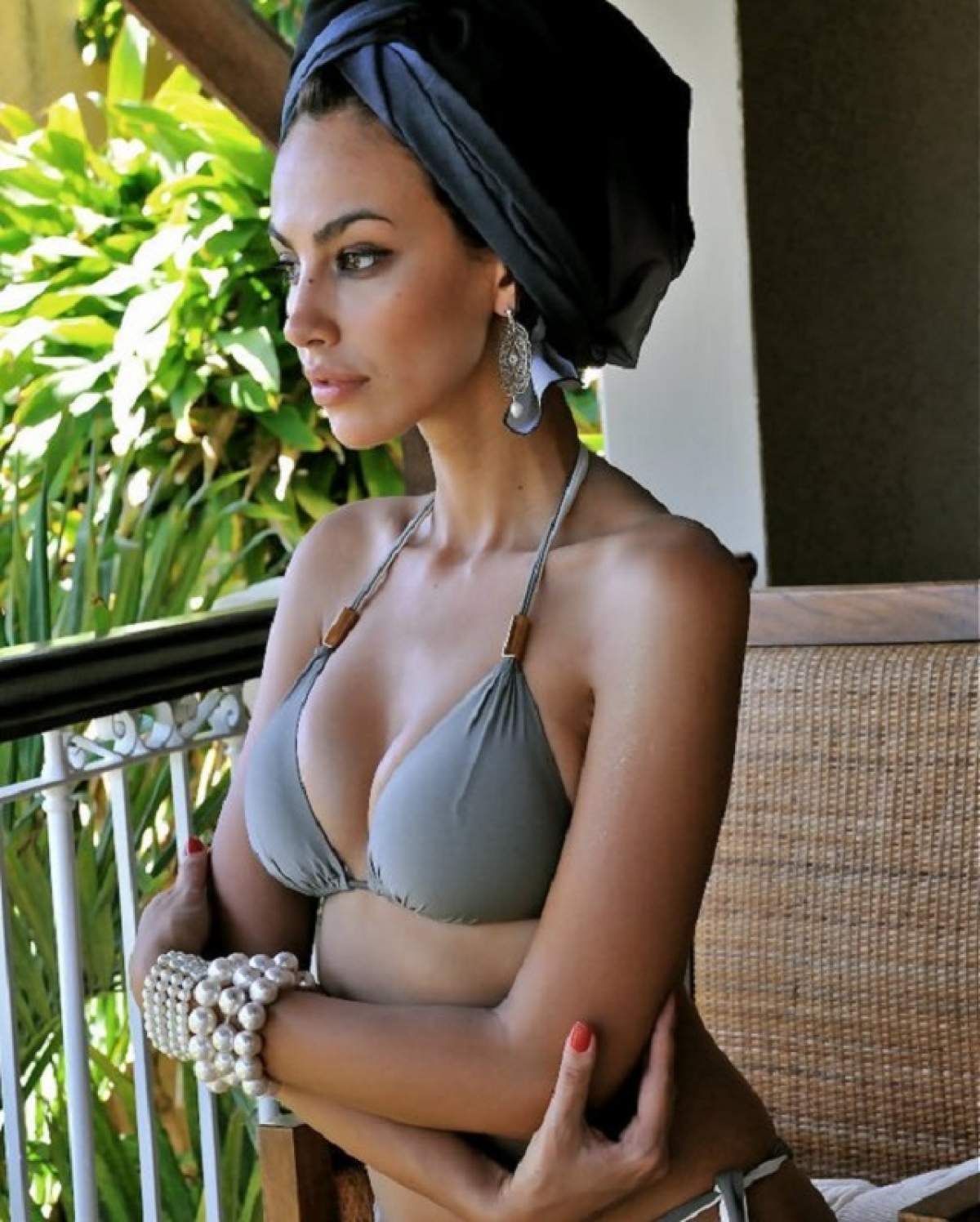 Mădălina Ghenea, ipostază de sute de like-uri! Uite ce face bruneta pe jos