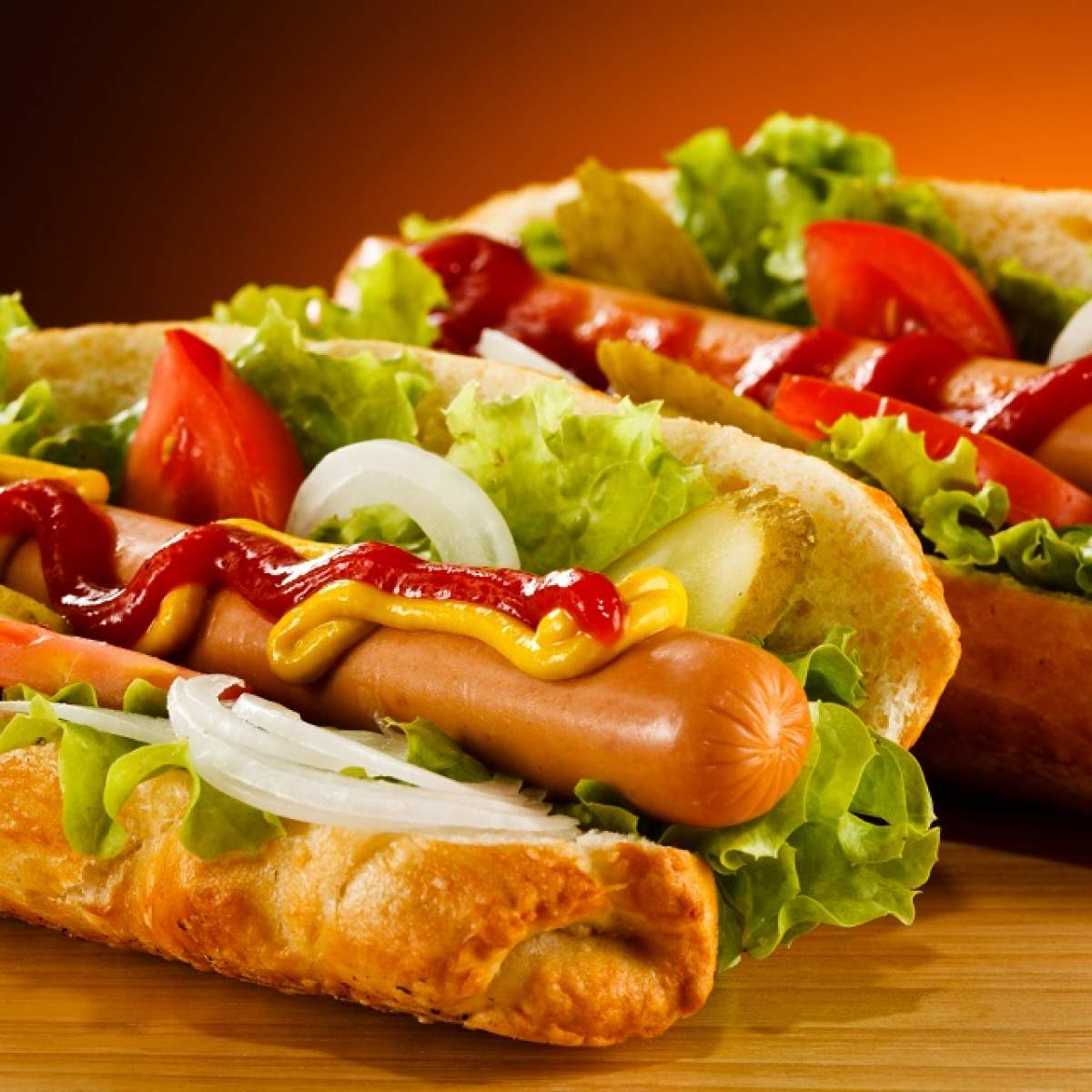 VIDEO Îţi va pieri definitiv pofta de hot dog după ce vei vedea acest filmuleţ!