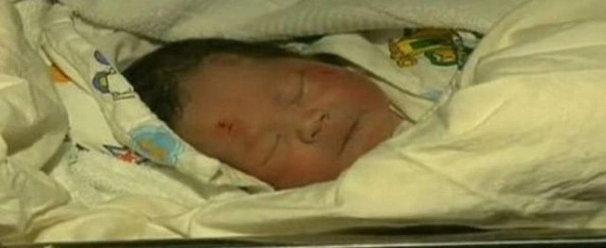 VIDEO Incredibil! A fost "născut" chiar în timpul unui accident mortal de motocicletă