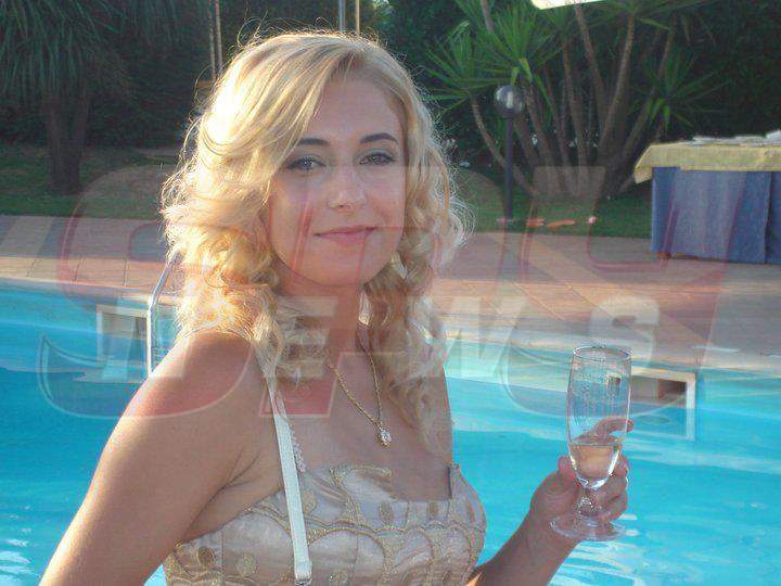 I s-a împlinit cel mai mare vis, dar se vrea măritată! Politista care a pozat sexy s-a făcut fată de casă!