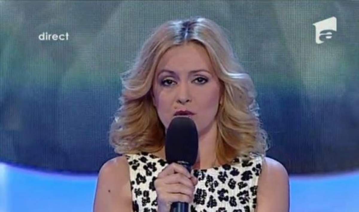 Simona Gherghe a roşit, în direct:  "Aoleuuu, Doamne, fereşte! M-au luat toate căldurile". Ce a făcut-o să-şi dorească să intre în pământ de ruşine