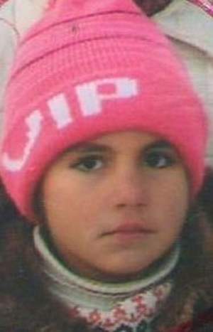 Fetiţa de 12 ani dispărută la Iaşi, ţinută de o lună într-un orfelinat! Profesorii nu vor să o mai primească la şcoală!