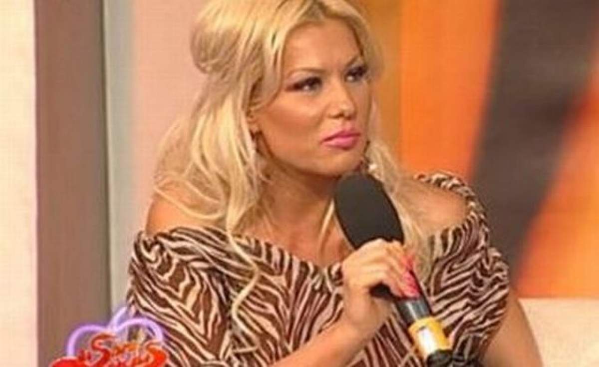 Simona Sensual, în culmea disperării!! Este dispusă să dea bani grei pentru a rezolva situaţia. Vezi ce a păţit blondina