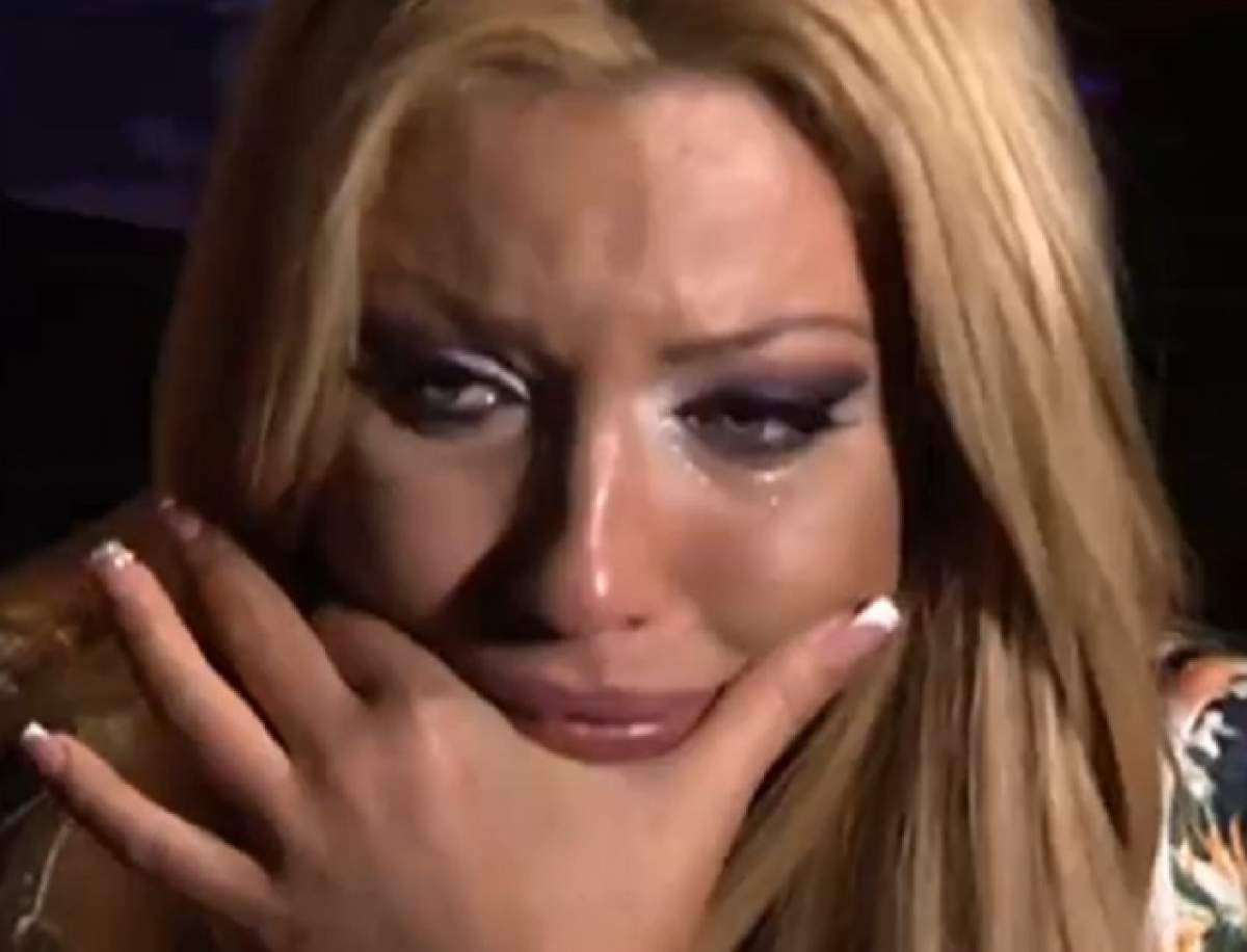 VIDEO Loredana Chivu, în lacrimi! Blonda a înjurat şi s-a enervat enorm într-un club din Capitală. Vezi ce a păţit