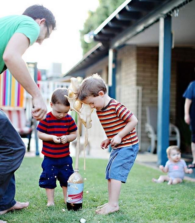 O imagine face cât o mie de cuvinte! Urmăreşte o serie de fotografii făcute la momentul potrivit